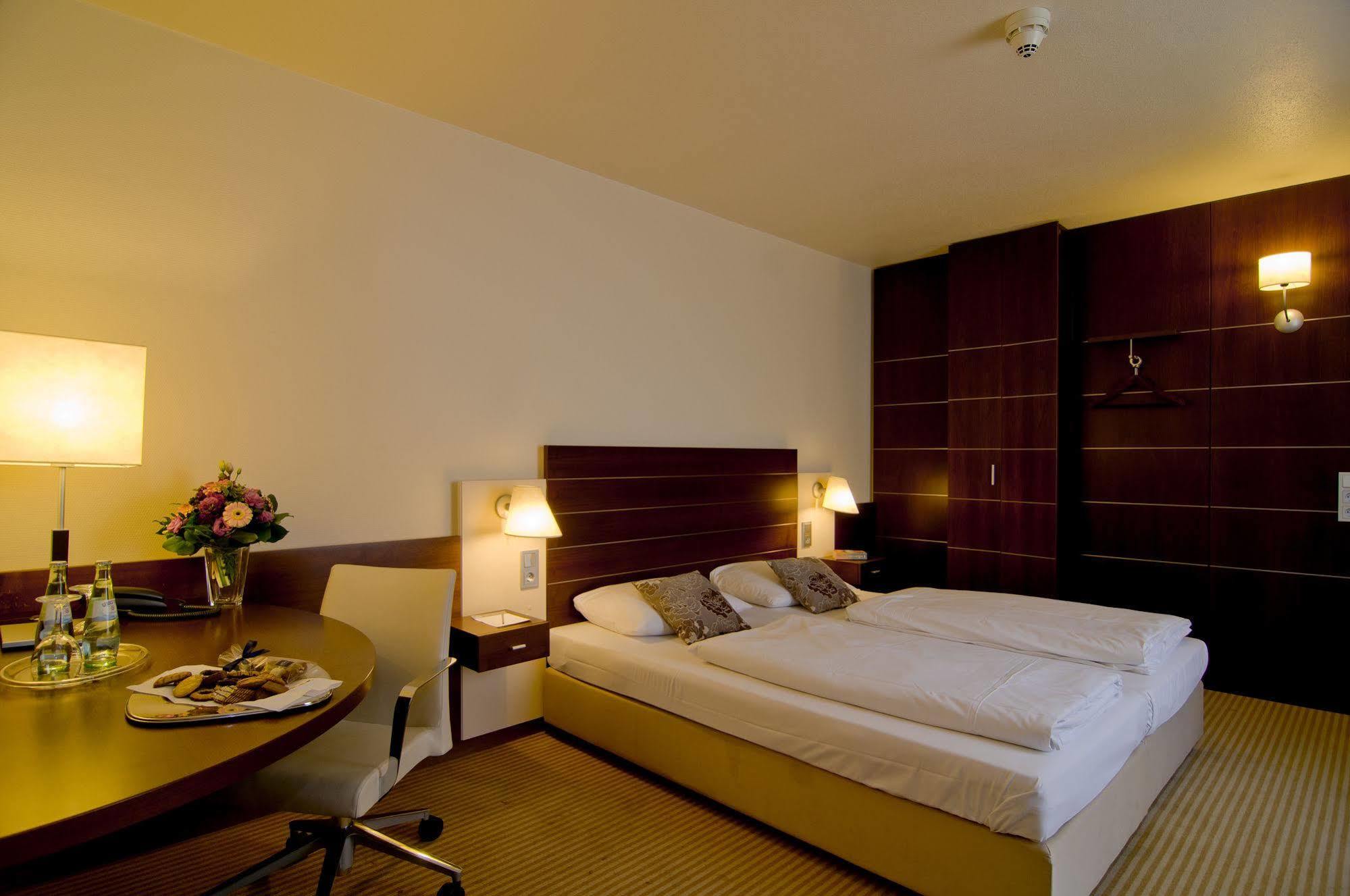 Achat Hotel Wiesbaden City Exterior photo